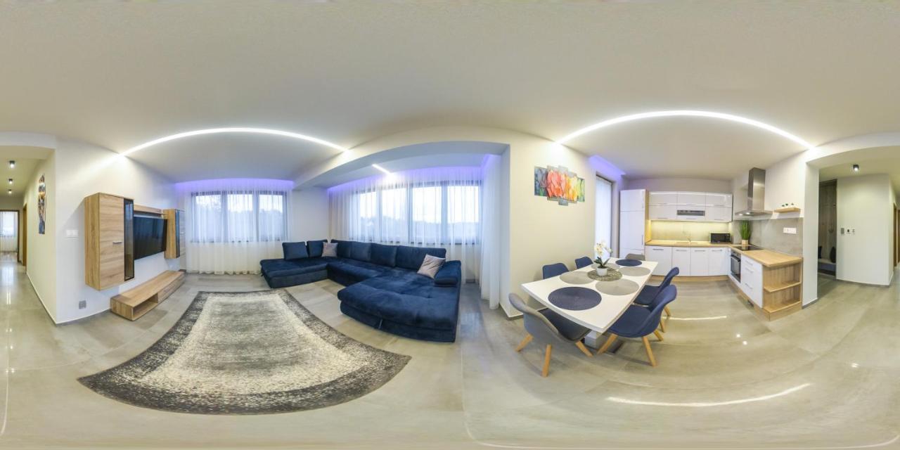 Gamma Apartmanok és Jakuzzi Miskolc Esterno foto